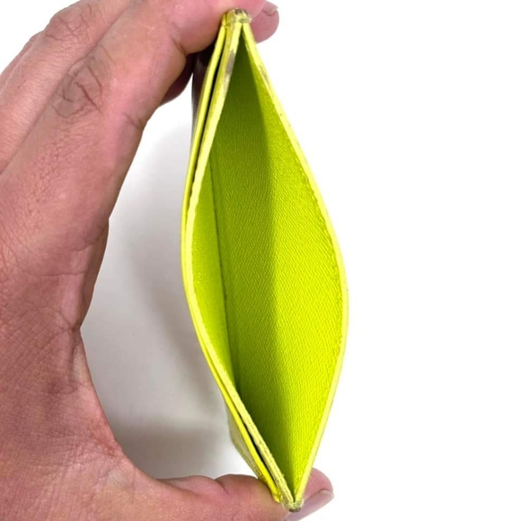 ▪️🎾 LOUIS VUITTON EPI CARDHOLDER 🎾◾️ - Picture 3 of 8